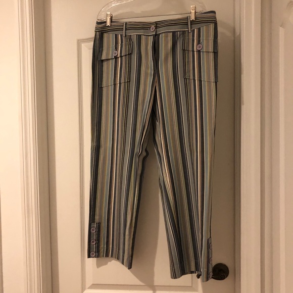 Loft stripped capris with bottom ankle detail - Picture 5 of 8